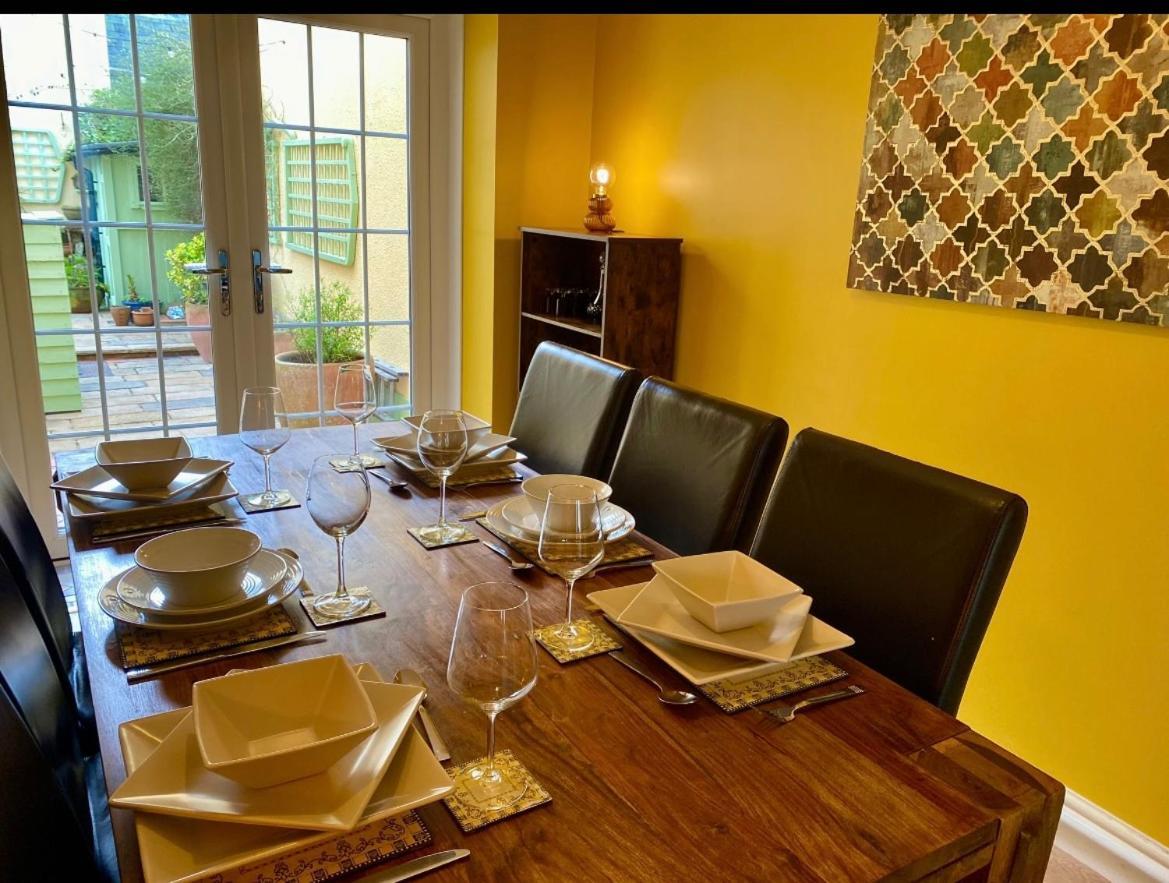 Honey Cottage Tenby Exterior photo